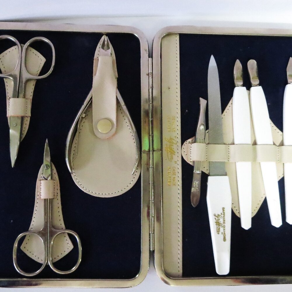 Griffon Vintage Manicure Set With Leather Case Austria MCM Dresser Decor